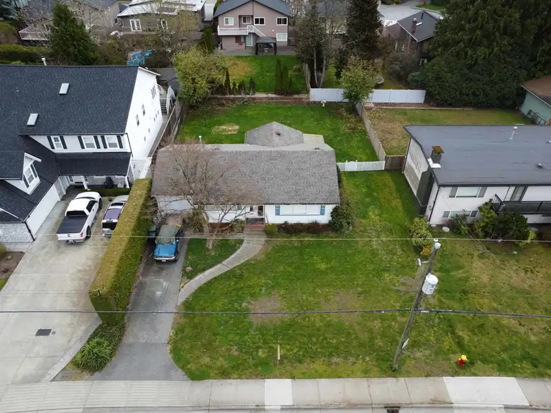 821 PORTER STREET - photo 1 of 32