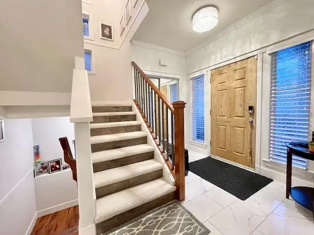 6825 190TH STREET - photo 3 of 37