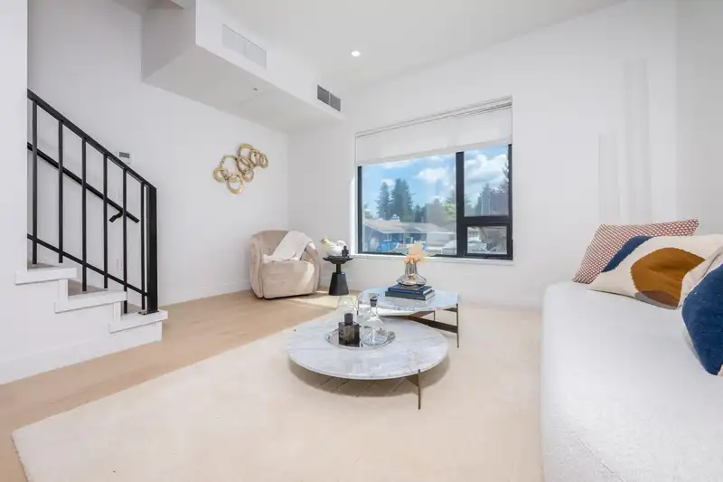 20 8899 SPIRES ROAD - photo 3 of 34