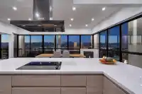 2203 10899 UNIVERSITY DRIVE - thumbnail 1