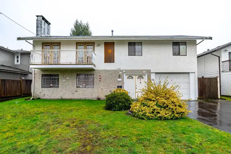 1632 COMO LAKE AVENUE - photo 1 of 40
