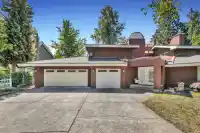 12936 21B AVENUE - thumbnail 2