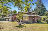 12936 21B AVENUE - thumbnail 3