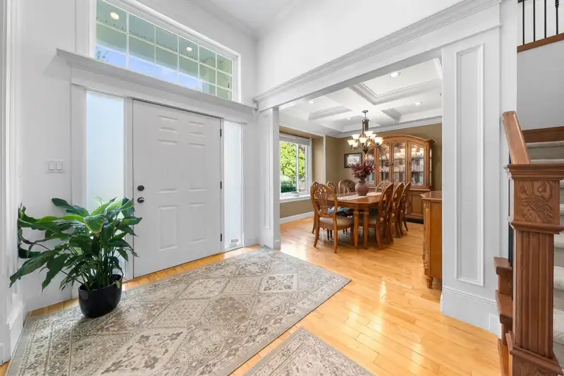 1328 STEVENS STREET - photo 3 of 40