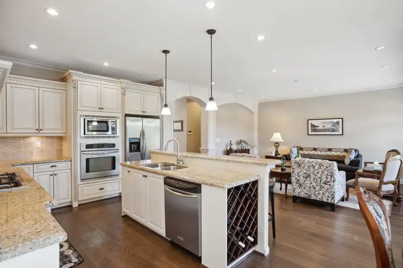 5870 COVE LINK ROAD - photo 4 of 40