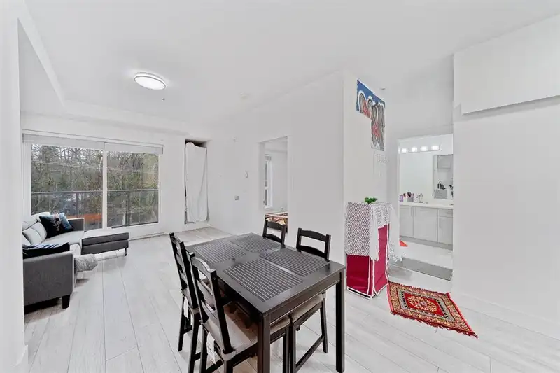 402 9689 140 STREET - photo 4 of 24