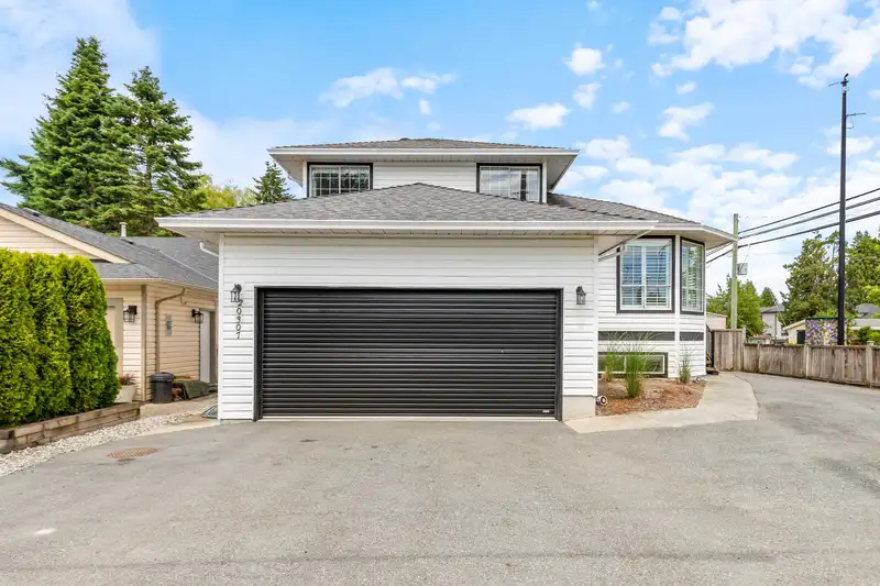 20307 TELEP AVENUE - photo 2 of 40