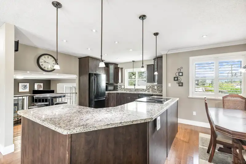 20307 TELEP AVENUE - photo 3 of 40