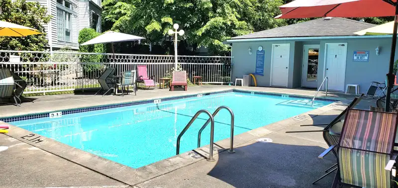 204 7660 MINORU BOULEVARD - photo 4 of 5
