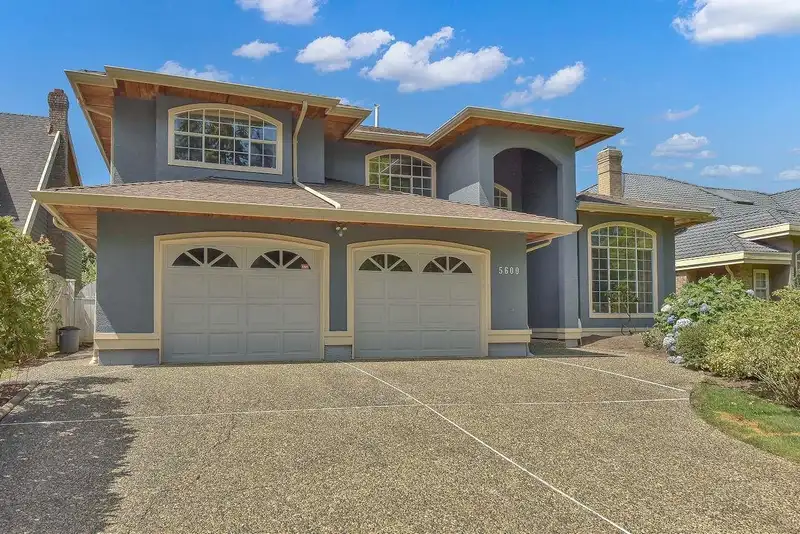 5600 CORNWALL DRIVE - photo 2 of 40