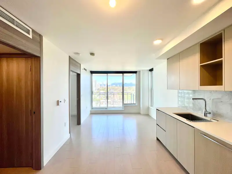 2708 455 SW MARINE DRIVE - photo 4 of 26