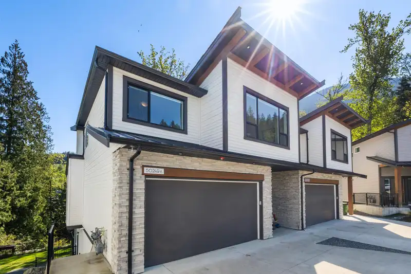 A 50249 LUNA PLACE - photo 1 of 40