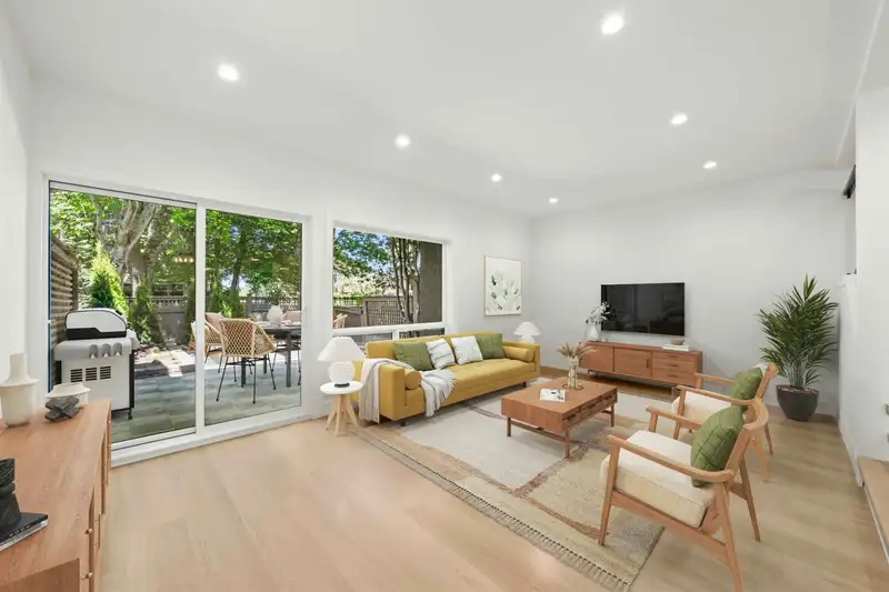 76 10220 DUNOON DRIVE - photo 2 of 29