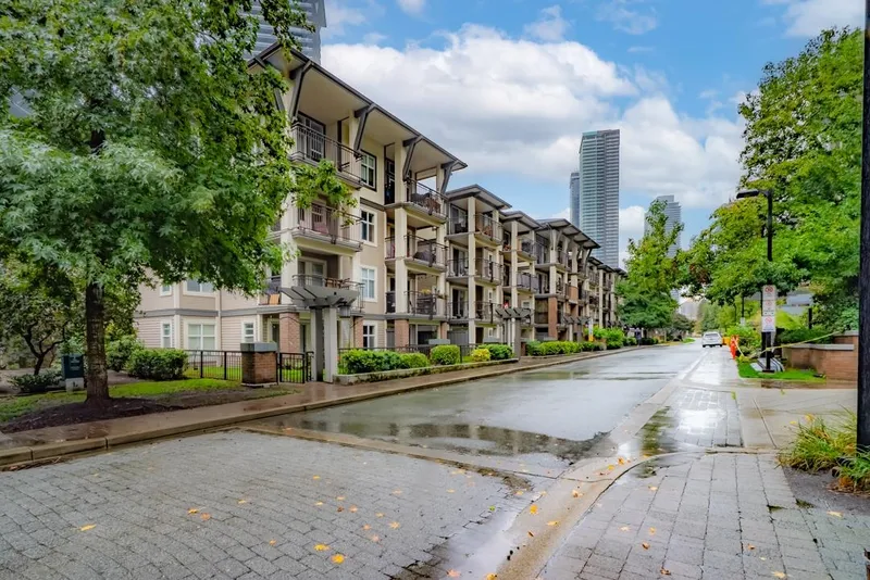 315 4788 BRENTWOOD DRIVE - photo 1 of 25