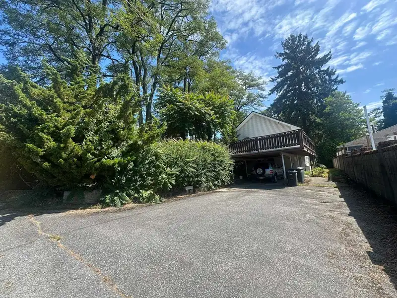 8015 NELSON AVENUE - photo 4 of 12