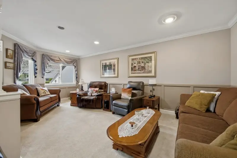 5 15099 28 AVENUE - photo 4 of 25