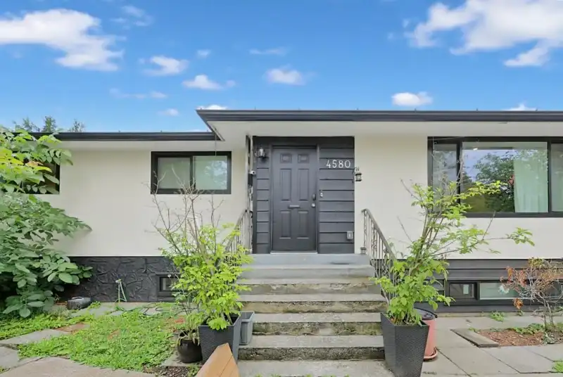 4580 BOUNDARY ROAD - photo 1 of 24