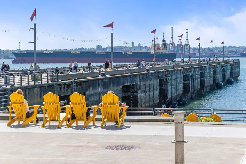 206 250 W 1ST STREET - photo 1 of 21