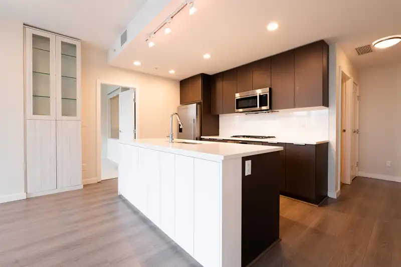 916 8688 HAZELBRIDGE WAY - photo 3 of 40