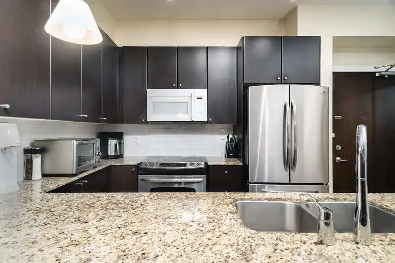 107 265 ROSS DRIVE - photo 3 of 26