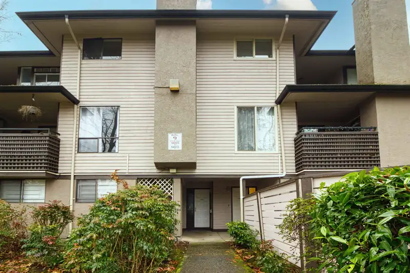 14811 HOLLY PARK LANE - photo 1 of 19