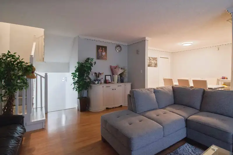 14811 HOLLY PARK LANE - photo 2 of 19