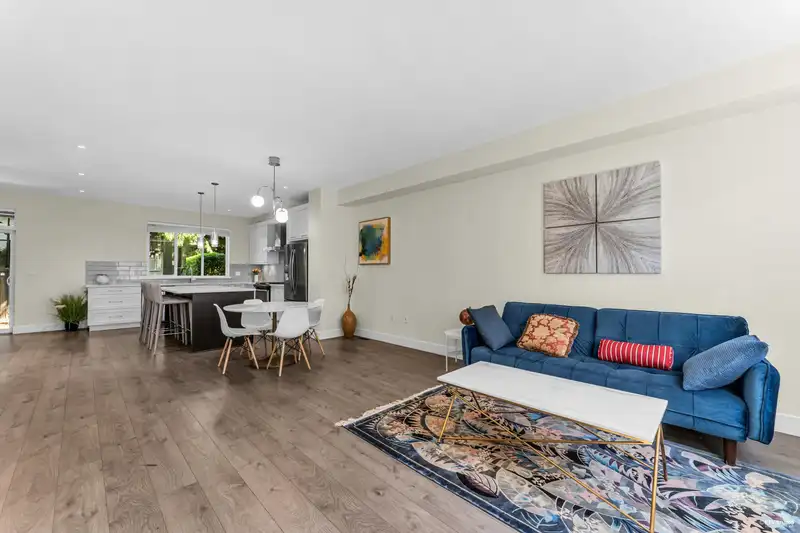 52 7979 152 STREET - photo 4 of 32
