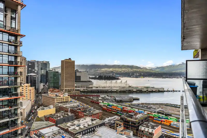 2808 108 W CORDOVA STREET - photo 2 of 26