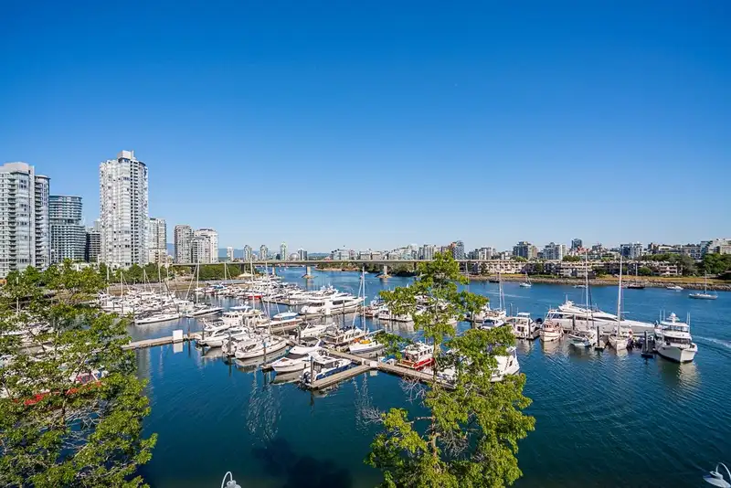 319 1228 MARINASIDE CRESCENT - photo 1 of 34