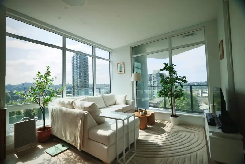 802 2181 MADISON AVENUE - photo 3 of 25