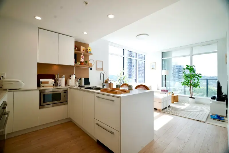 802 2181 MADISON AVENUE - photo 4 of 25