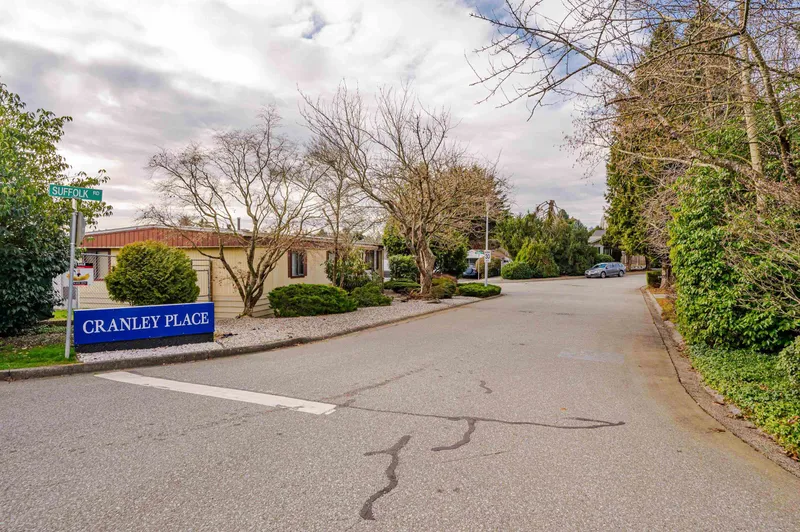 15851 SUFFOLK ROAD - photo 2 of 25