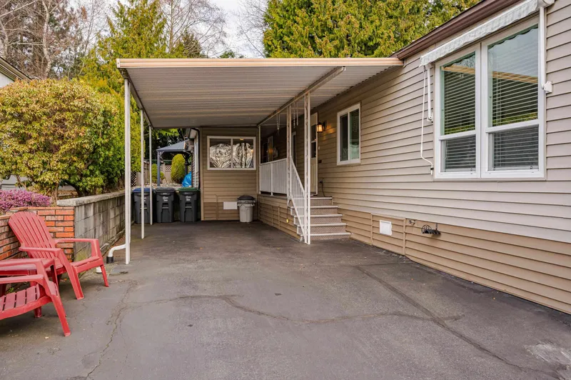 15851 SUFFOLK ROAD - photo 4 of 25