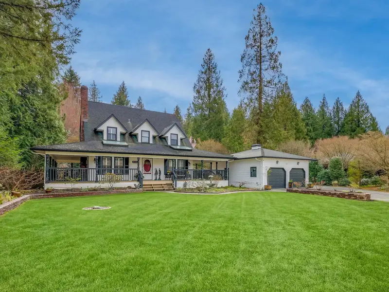 21004 43 AVENUE - photo 1 of 25