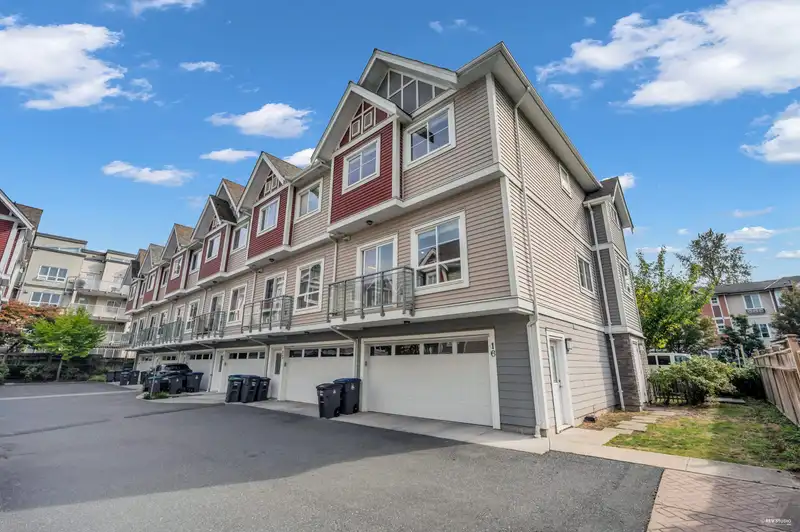 16 14320 103A AVENUE - photo 1 of 32