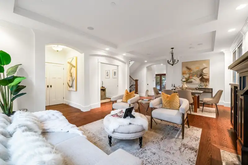 2031 W 45TH AVENUE - photo 4 of 29