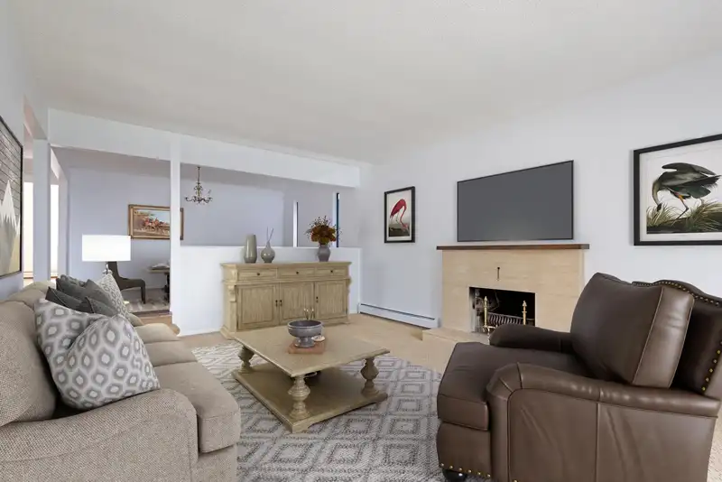 4620 KELLY DRIVE - photo 4 of 40