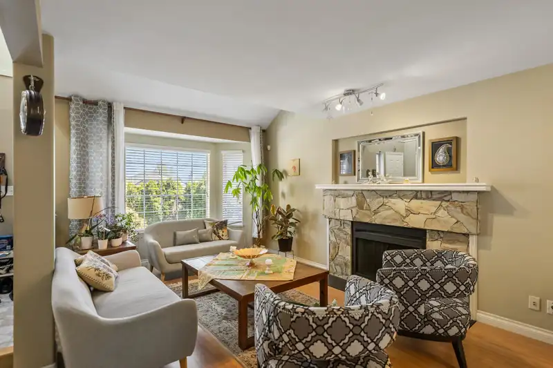 1410 MOUNTAINVIEW COURT - photo 2 of 34
