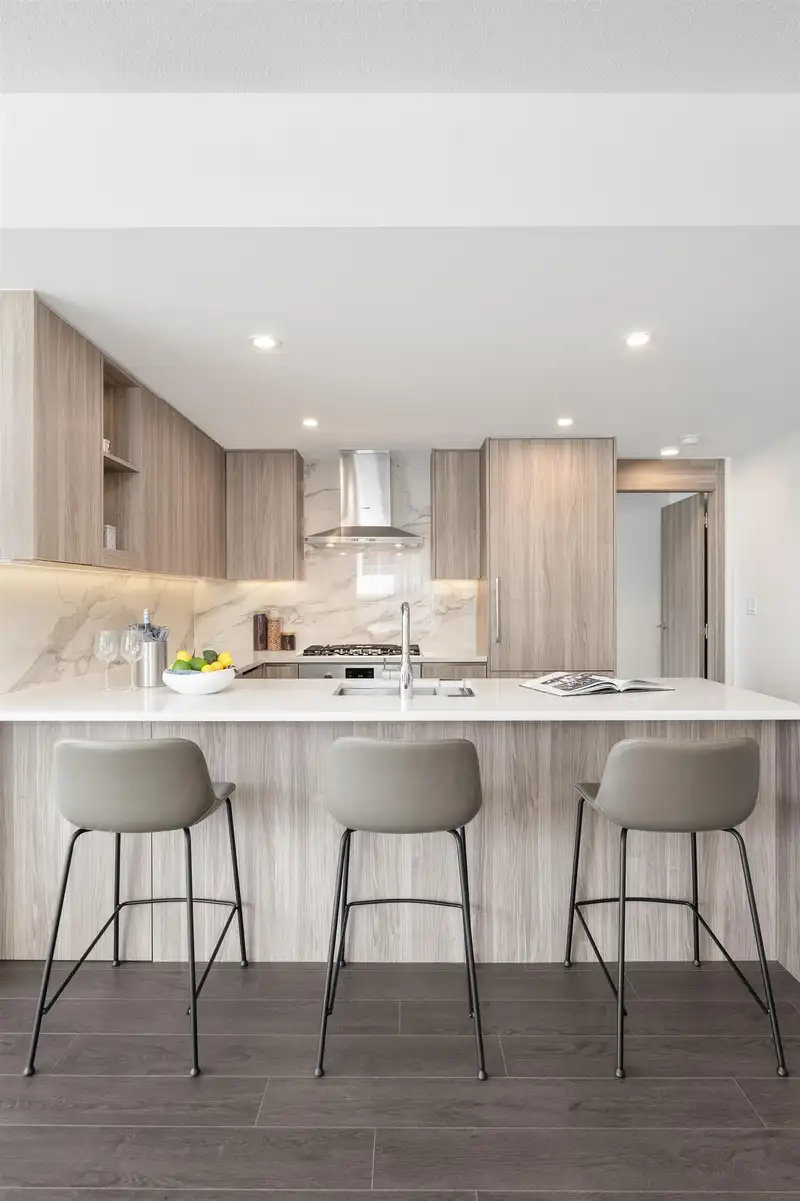 3506 13778 100 AVENUE - photo 3 of 11