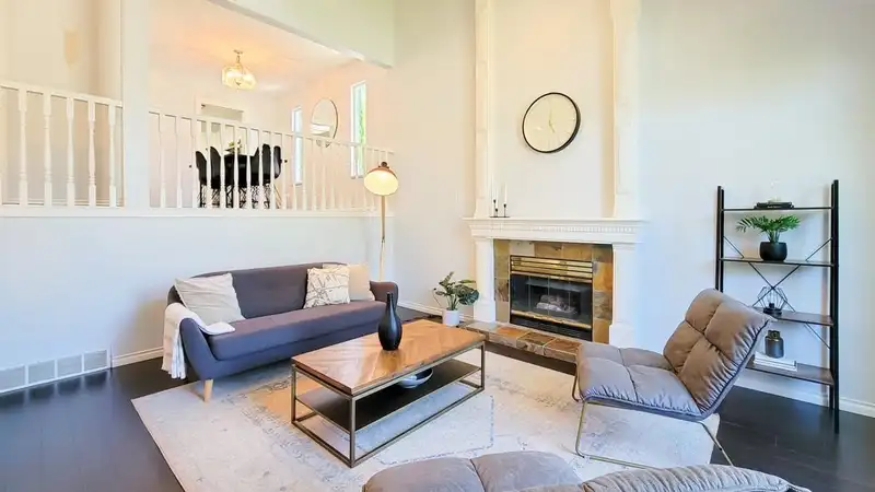 22960 126 AVENUE - photo 3 of 37