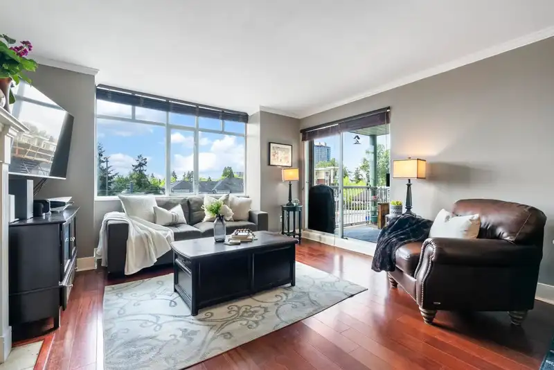 206 9763 140 STREET - photo 1 of 25