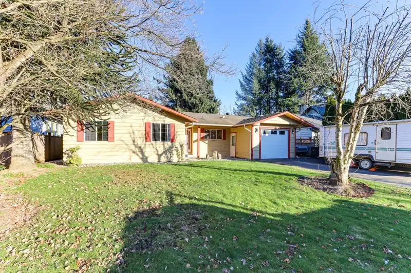 11782 193 STREET - photo 2 of 37