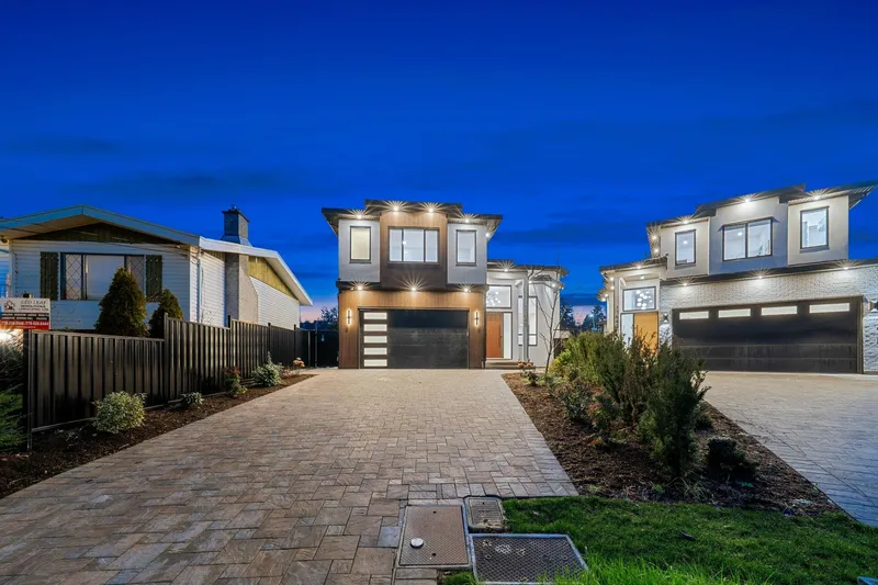 11648 94A AVENUE - photo 2 of 25