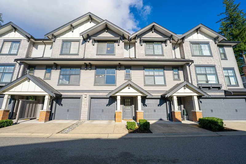 16 3461 PRINCETON AVENUE - photo 1 of 25