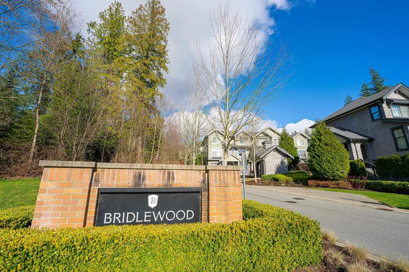 16 3461 PRINCETON AVENUE - photo 2 of 25