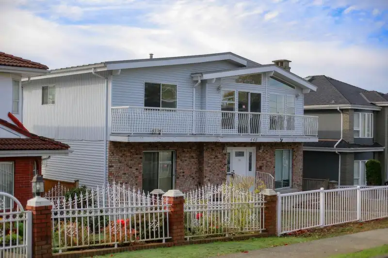 448 E 59TH AVENUE - photo 2 of 26