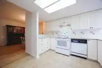 106 1765 MARTIN DRIVE - thumbnail 10
