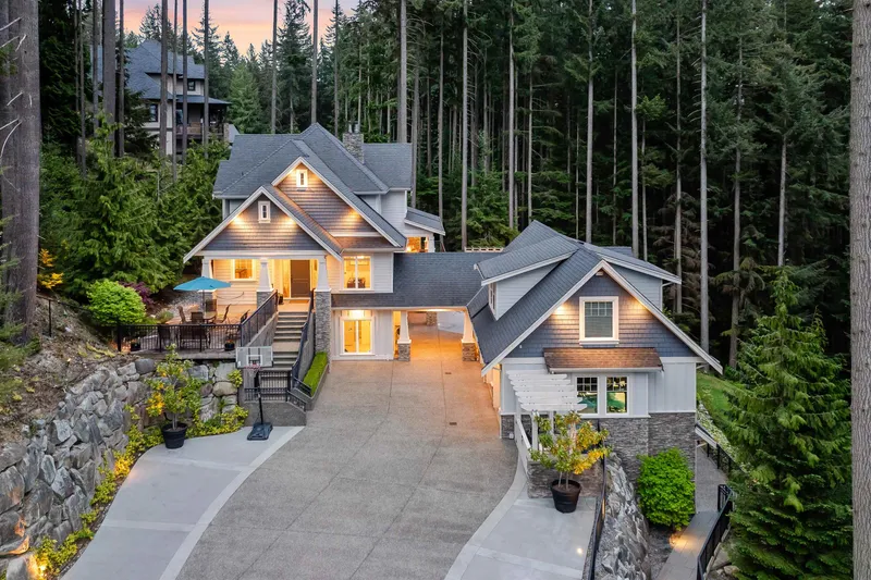 1462 CRYSTAL CREEK DRIVE - photo 2 of 25