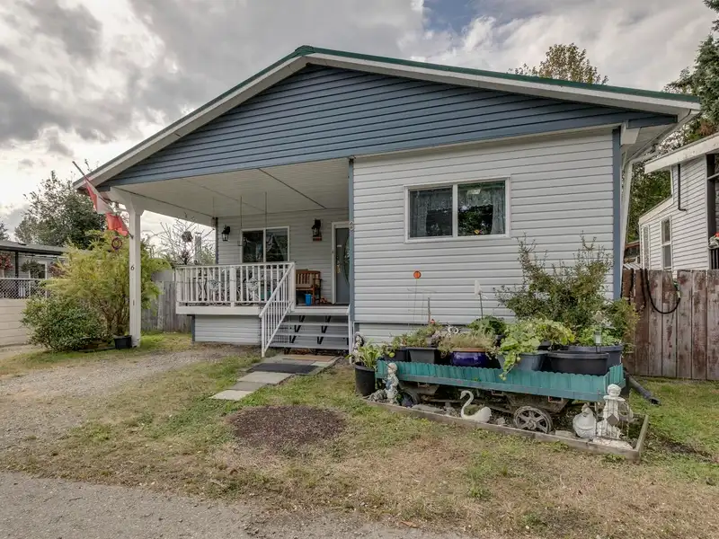 6 41711 TAYLOR ROAD - photo 2 of 36