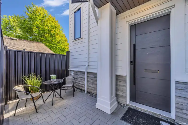 4 2316 CLIFF AVENUE - photo 2 of 39